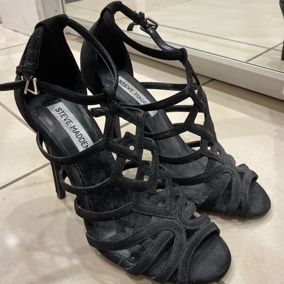 Steve Madden heels. Size 7 - Picture 6 of 7
